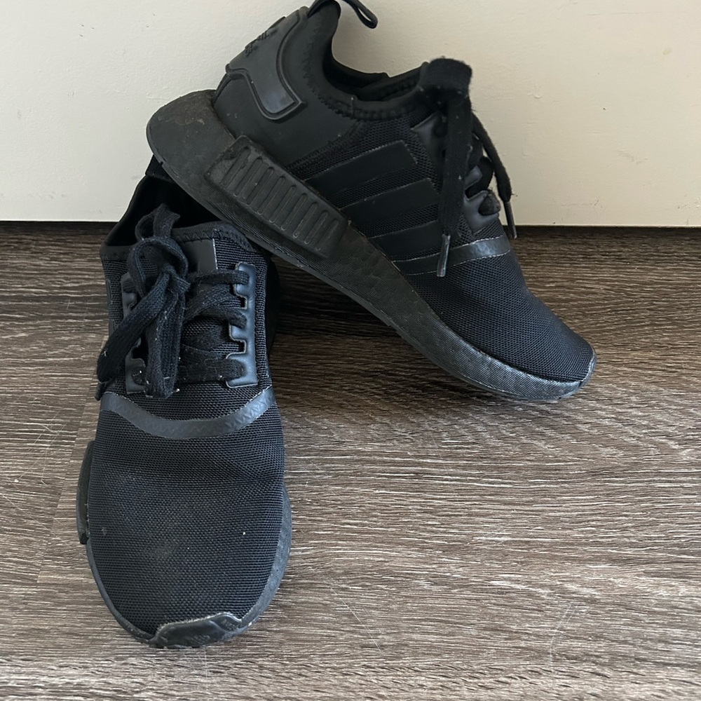 Adidas Women R1 Boost Triple Black Reflective Shoes Sneakers Size 5